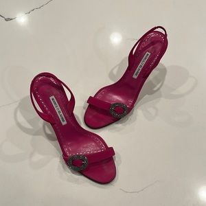 Manolo Blahnik Fuchsia Slingback Sandals size 38.5”